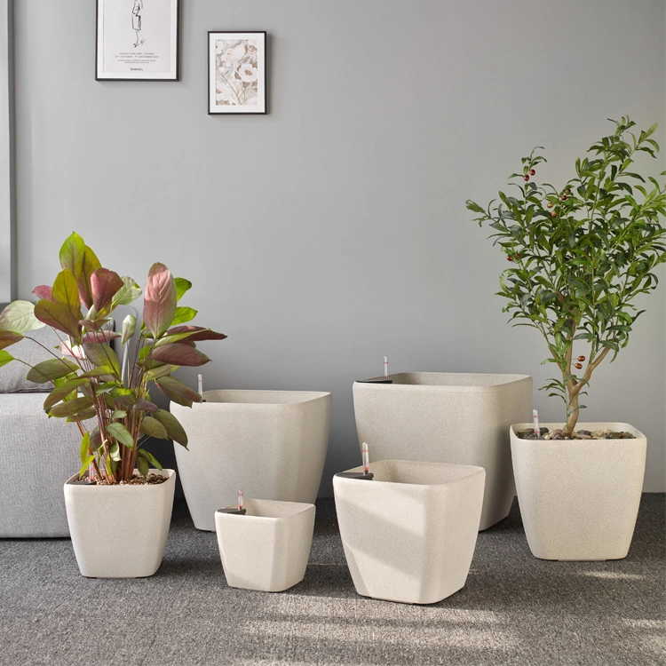 Grande quantité de plastique blanc Pots de fleurs commerciales jardin Arrosage vélo auto pour l'extérieur à l'intérieur du semoir