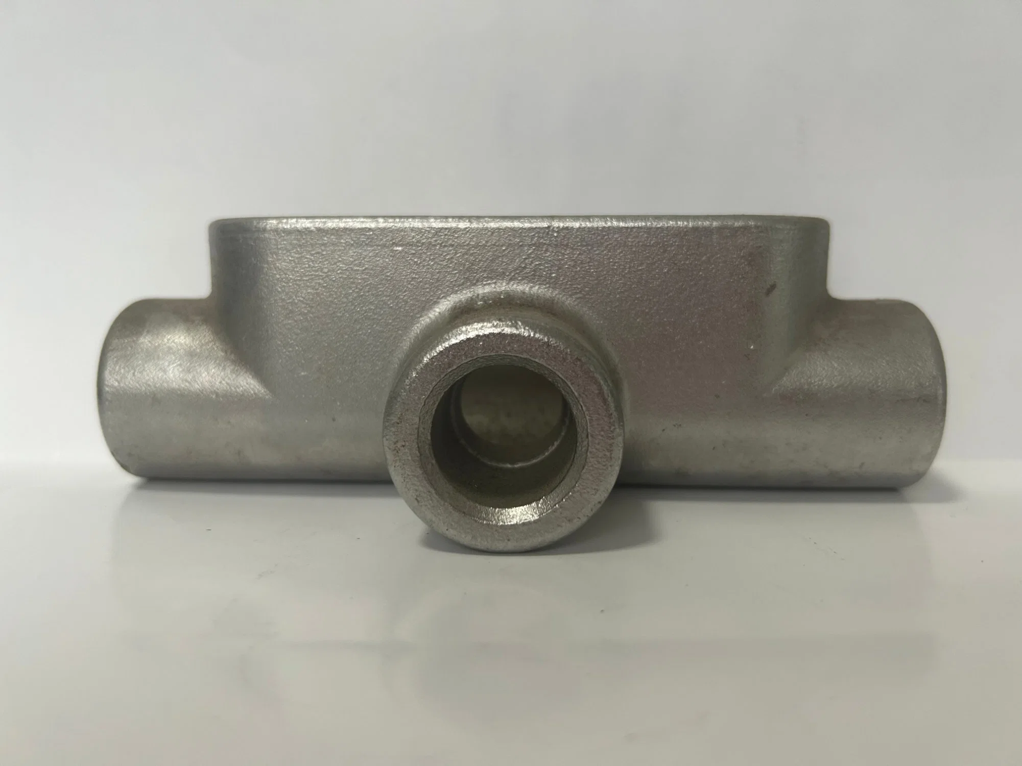 Conduit Fitting of The Investment Casting with The Polishing Surfacetreatment