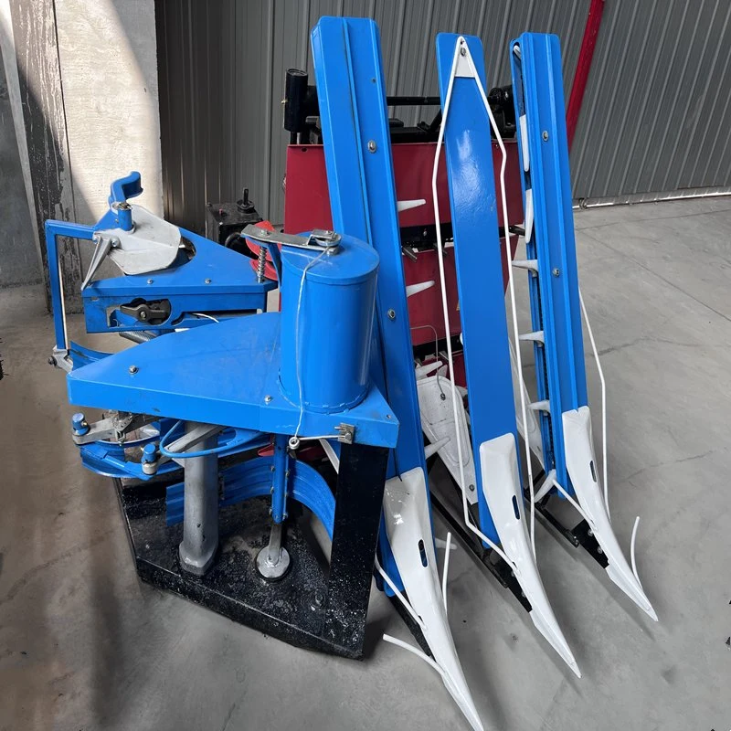 Harvesting and Binding All-in-One Machine Installed on Four-Wheel Tractor