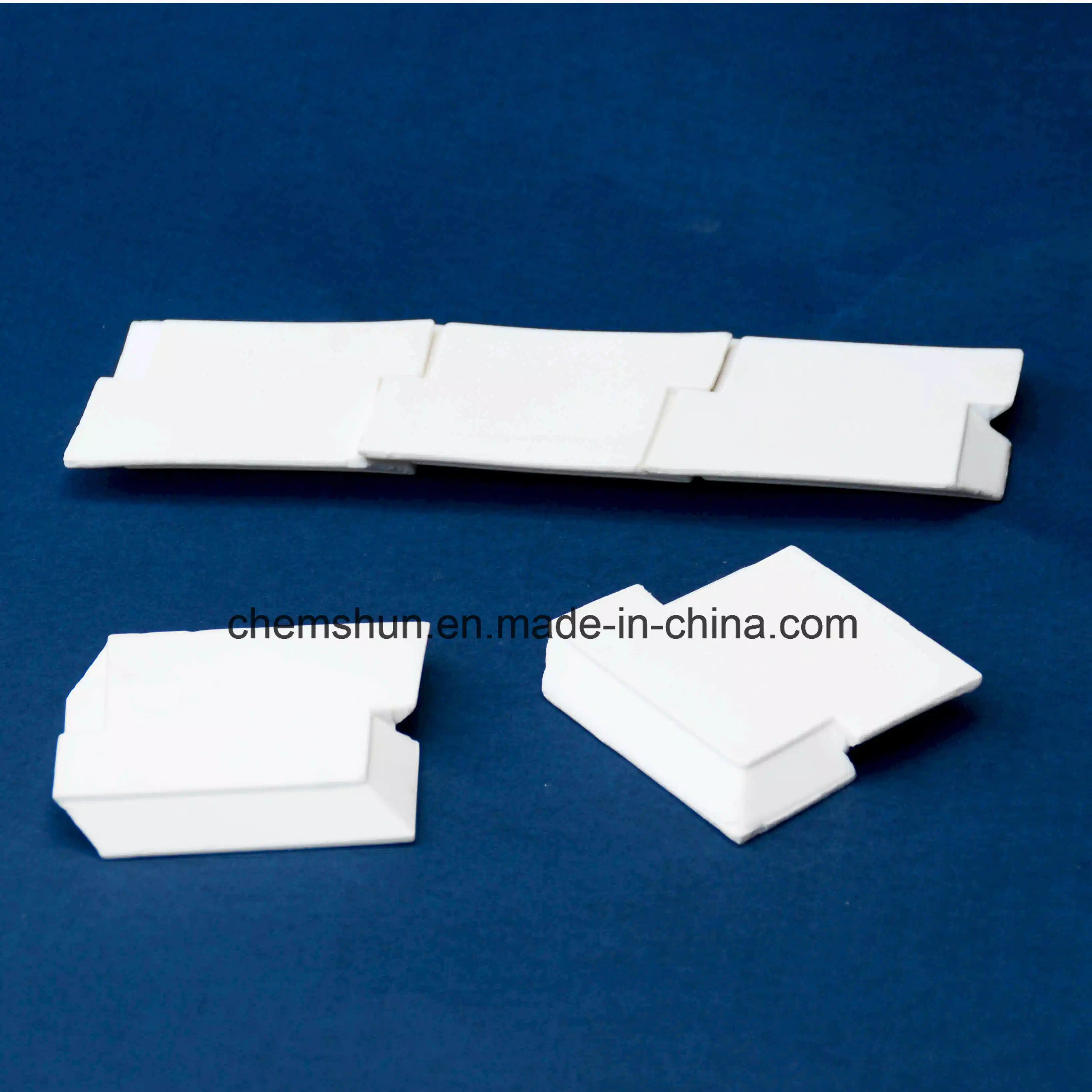 Wear Resistant Ceramic Dovetail Tile for High Temperature Operation