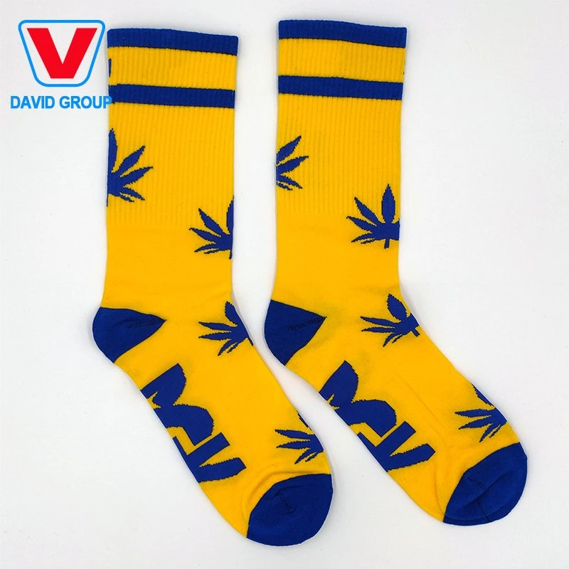 Manufacturers Wholesale/Supplier Customized Mens Fashion Colored Socks