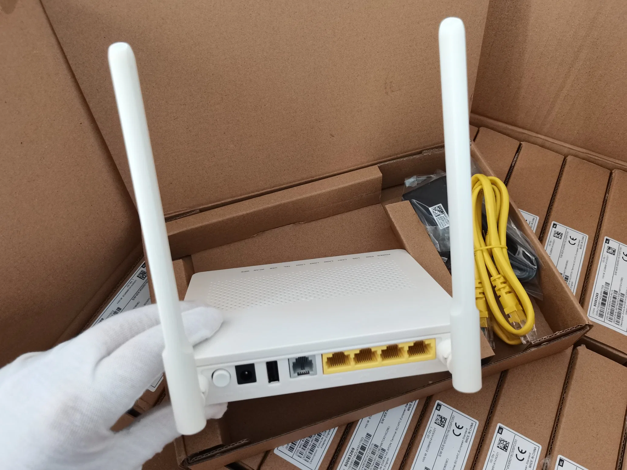 Eg8141A5 GPON/Epon ONU1ge+3fe+1pots+use+WiFi Pon Port UPC firmware en inglés