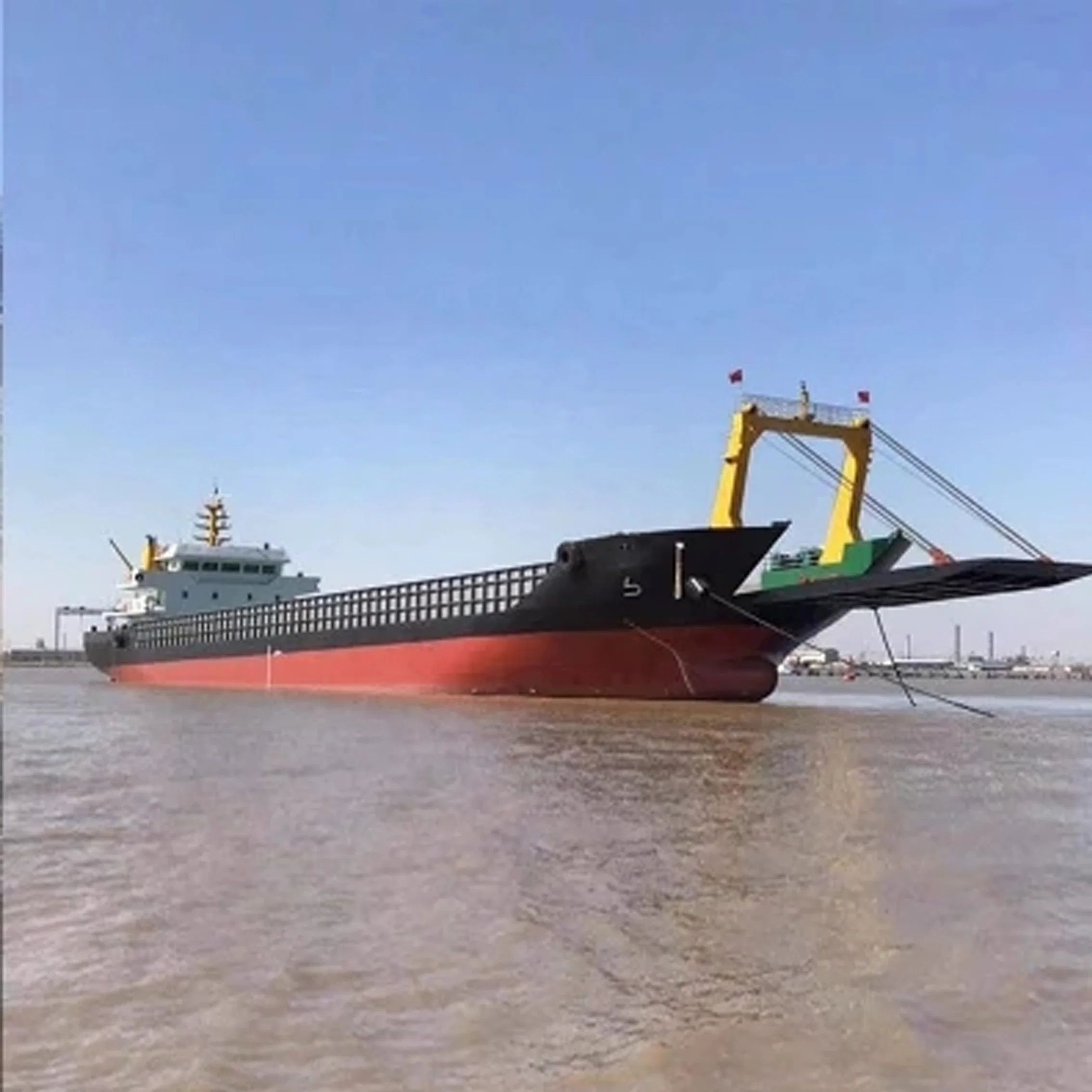 Qinhai Fast Construction Cycle Lct Barge Cargo Ship للبيع