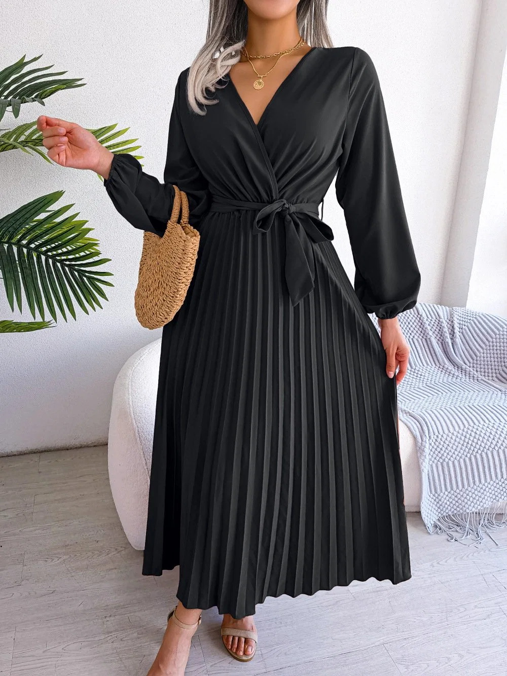 Instagram Hit Real Shot Europe and The United States Spring and Summer Temperament Cross V-Neck Big Swing Pleated Long Skirt Amazon Cross-Border Women's Wear