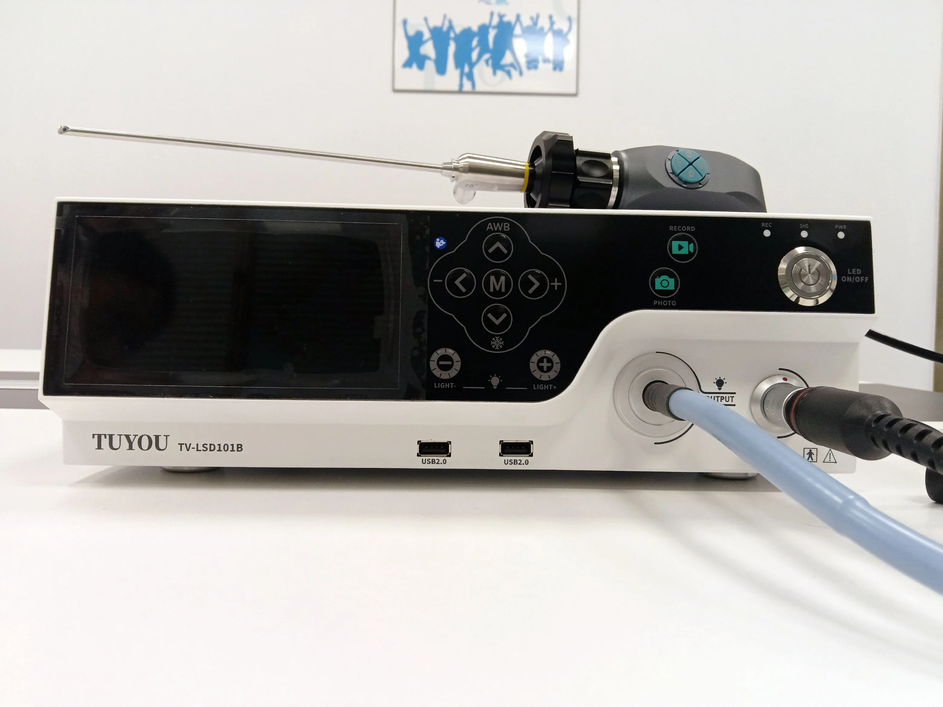 Full HD 1080P Medical Endoscope Camera System Equipped with Recorder Function and LED Light Source