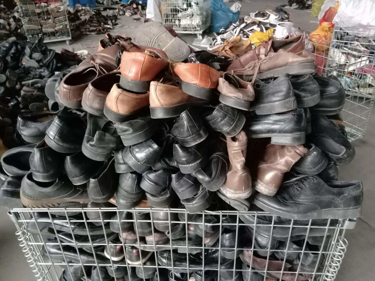 Super Popular and Attractive Fashion Used Shoes to African Markets