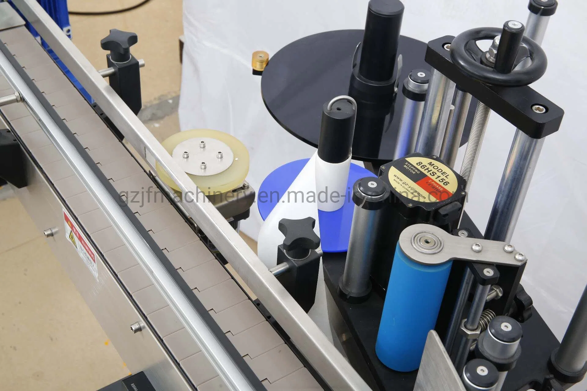 Automatic Glass Plastic Round Bottle Labeling Machines for Laundry Detergent Labeler