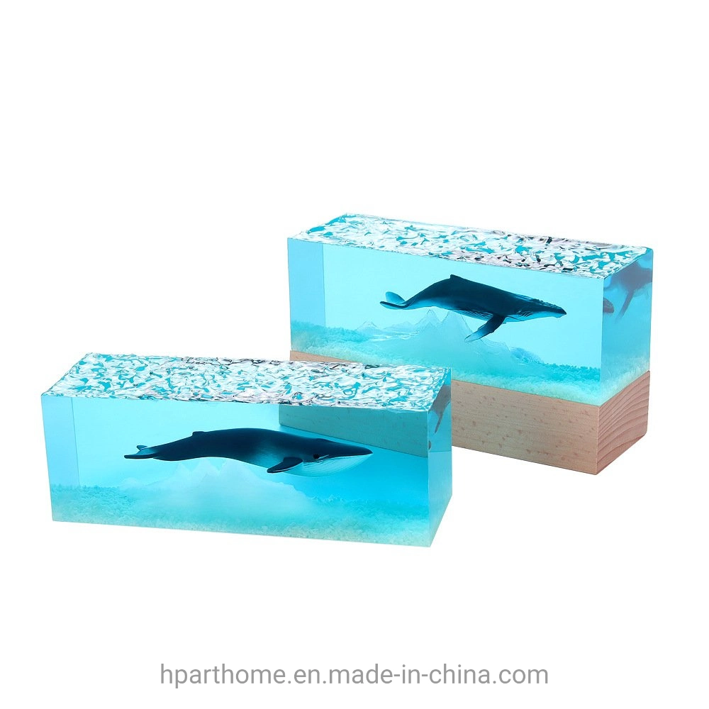 Ocean Style Epoxy Harz Buckelwal mit LED Beleuchtung Holz Basis