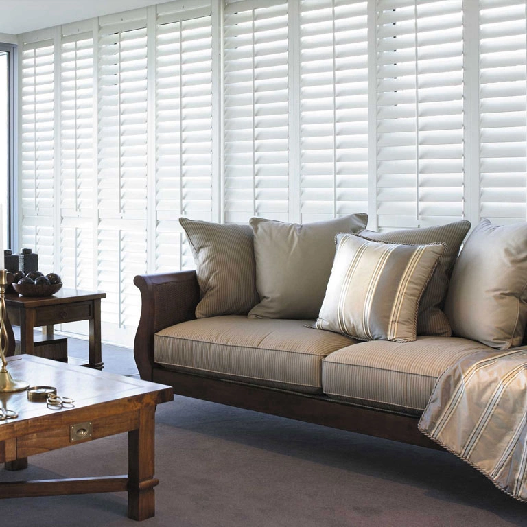 White Color Indoor Vinyl Plantation Shutters with Long Life Time