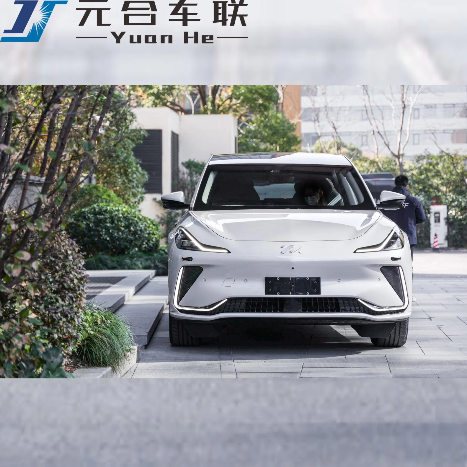 سيارة EV سيارات كهربائية عالية القدرة الدفع الرباعي Zhiji Ls6 الرياضية السيارة سيارات الطاقة الجديدة 2023