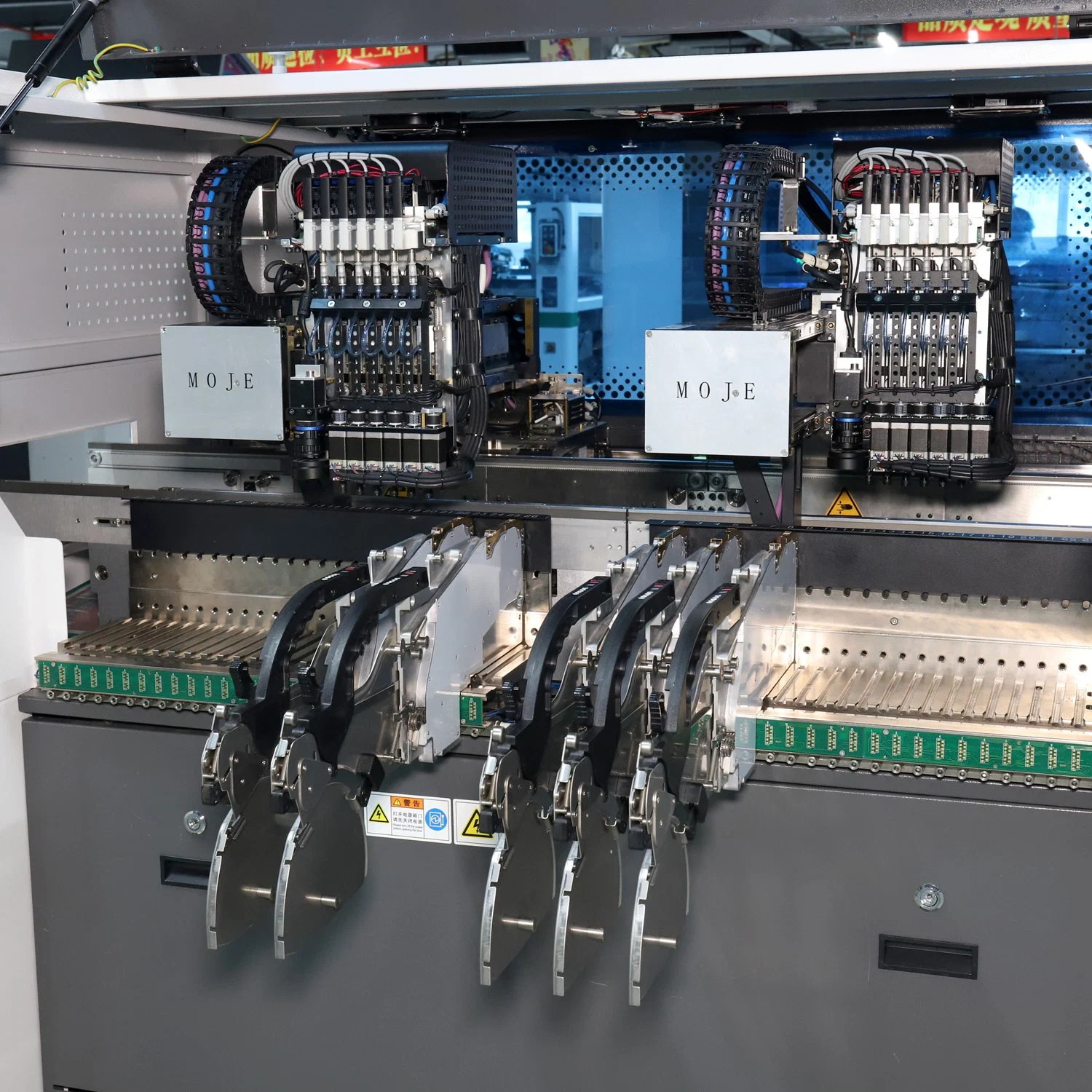 Línea de montaje SMT de máquina/Chip Mounting Machine/Placer/Placer Para lente LED para retroiluminación de TV