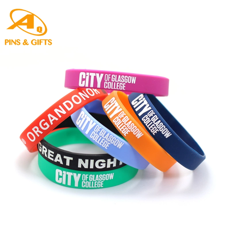 OEM Custom Logo Hand Christmas Custom Embossed Advertising Bracelet Rubber Silicone Wrist Band