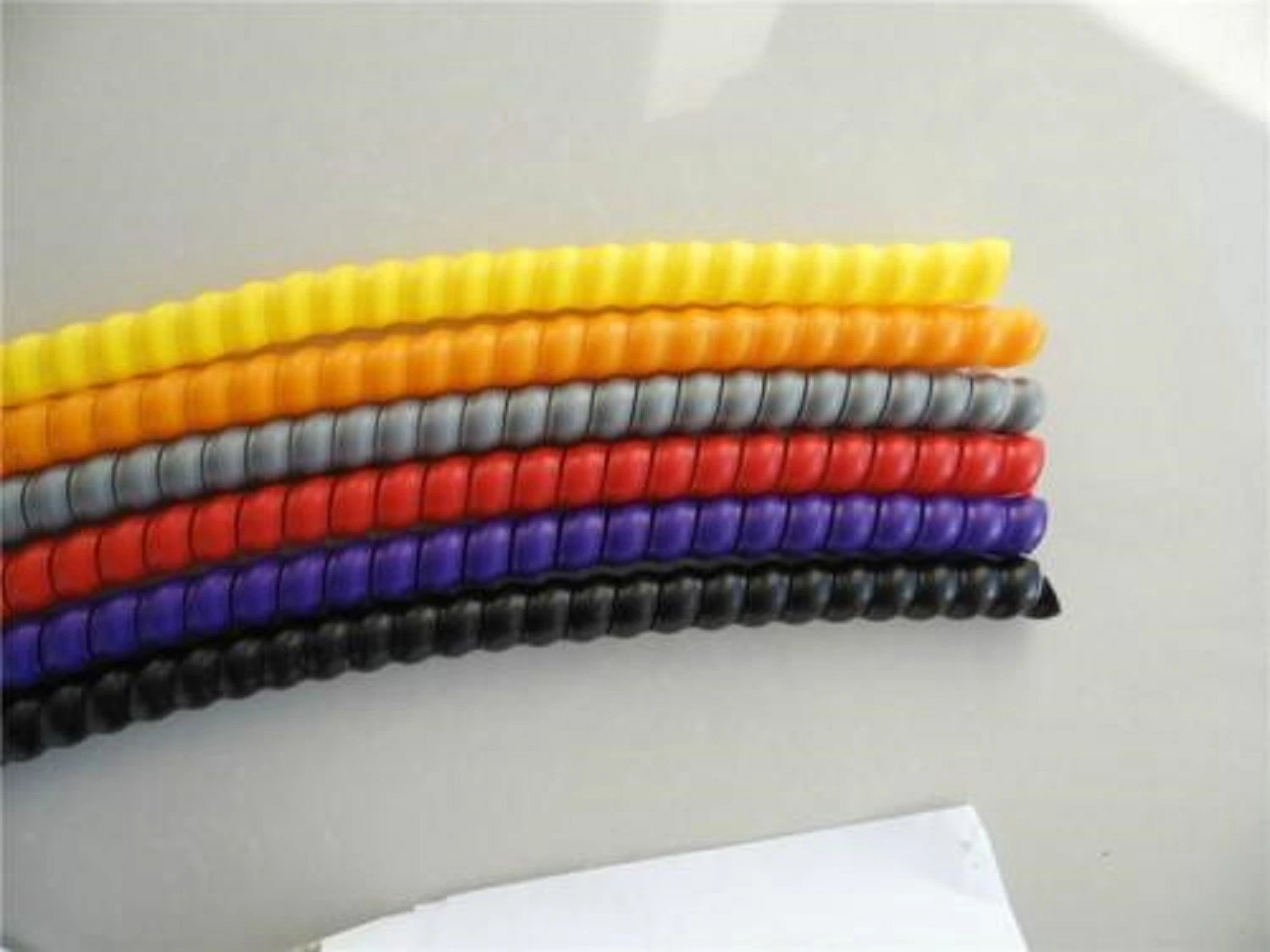 High quality/High cost performance  Colorful PP Spiral Rubber Hose Protector Cover