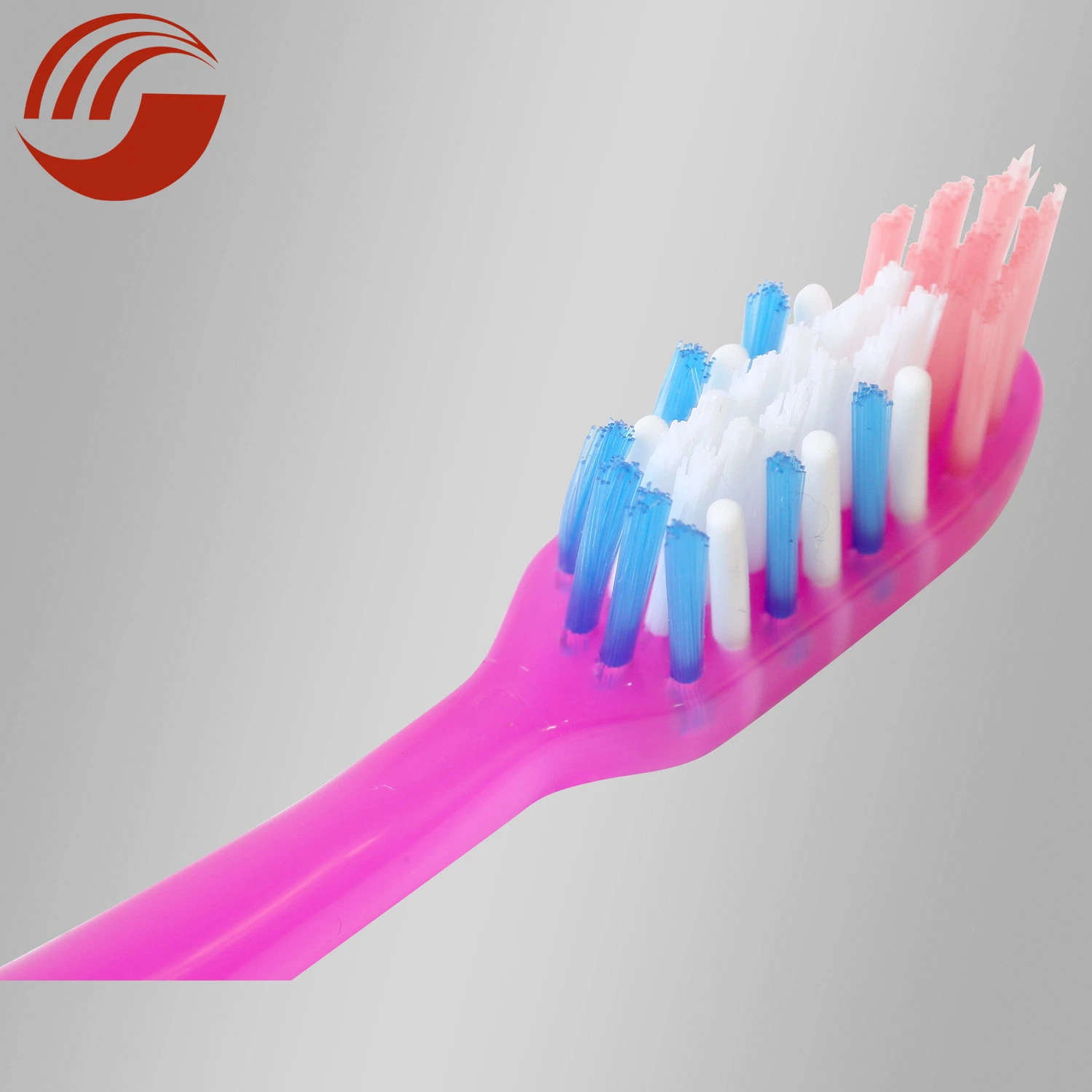 Wholesale/Supplier Non-Slip Handle Adult Toothbrush with Fashion Designs