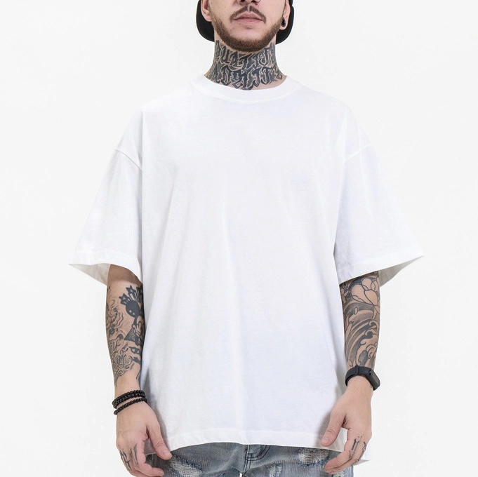 Novo Design de Verão Mens Streetwear T shirts Manta de impressão gráfica de volta do pescoço da tripulação grossista 100% algodão camisola T em branco