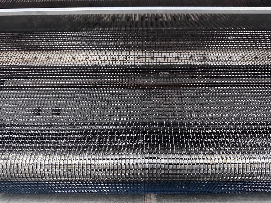 Free Samples 12K 160g 20X20mm 100% Carbon Fiber Mesh Fabric