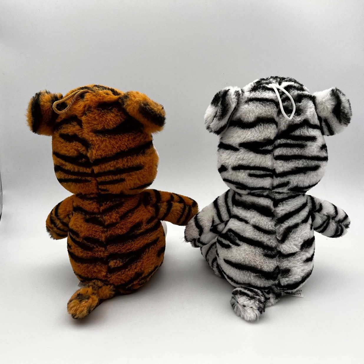 Chinesisches Neujahrsgeschenk Chinesisches Sternzeichen Jahr des Tigers 30 Cm Baby Plüsch Spielzeug Tiger Cartoon Plüsch Puppe Spielzeug Geschenkmaterial Für Kinder