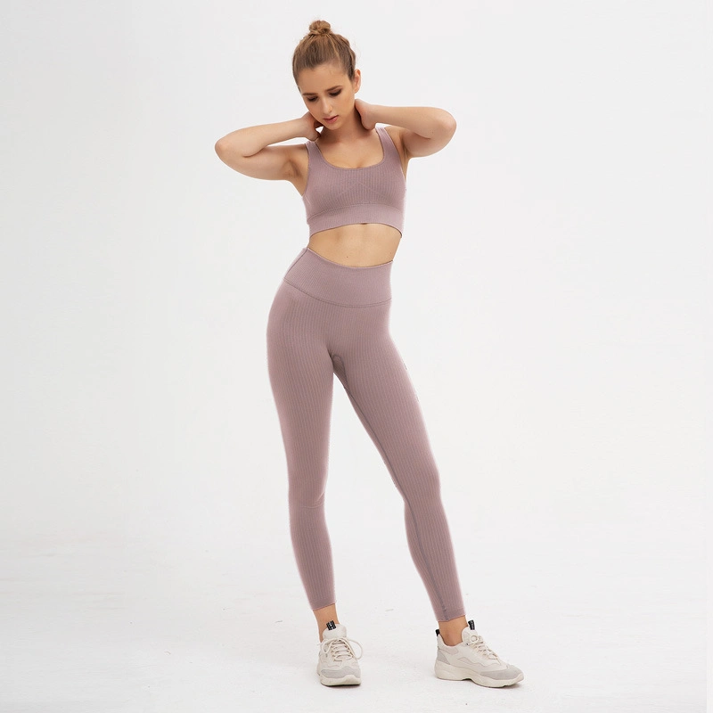 Ensemble de sport pour femmes comprenant un soutien-gorge de sport et un legging taille haute sans couture pour le yoga et la remise en forme