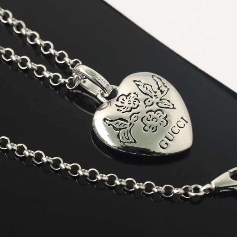 Charm Necklaces Heart Necklaces Metal Alloy Charm Luxury Necklaces