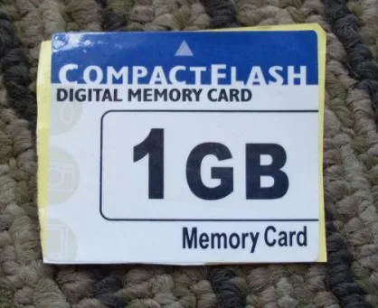 Tarjeta CF de memoria flash con IDE y un adaptador de CF Inicio Inicio