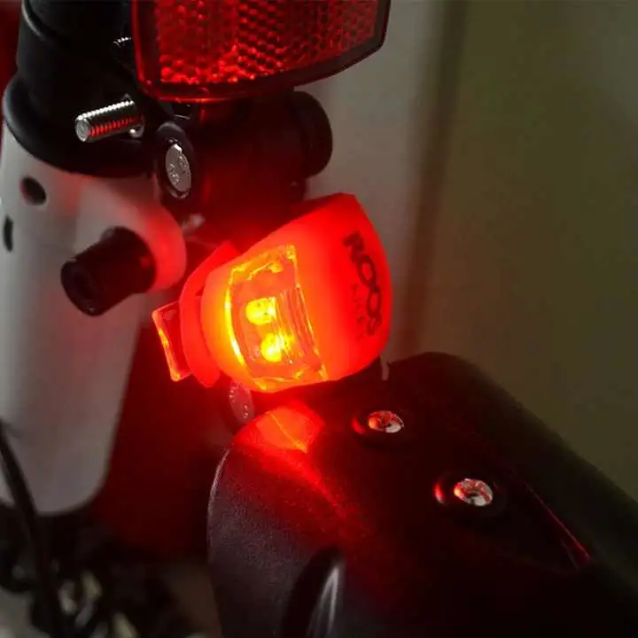 Mini lámpara de bicicleta LED de diseño OEM profesional,