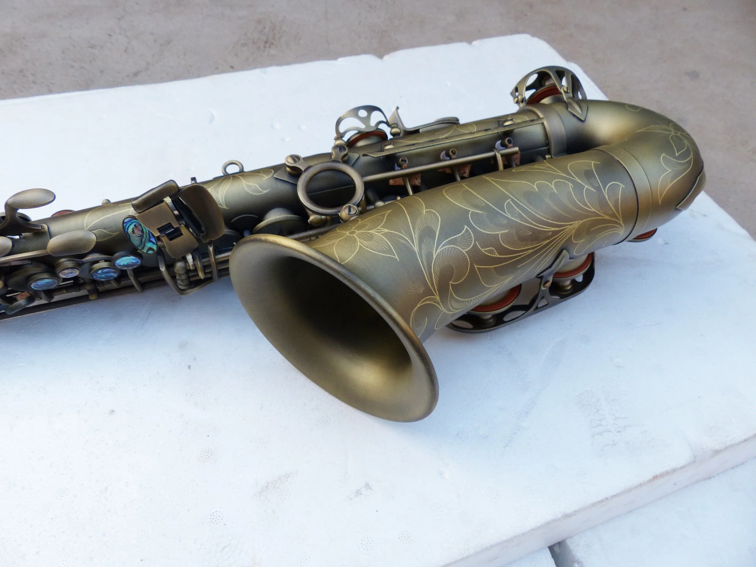 Archaized Bronze Body Alto Saxophone Manufacturer Handmade