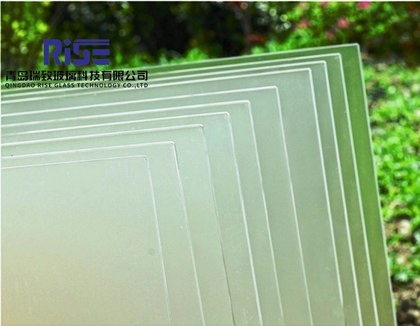 Low Iron/Anti-Impact Solar Photovoltaic Glass Panel with High Conversion Efficiency