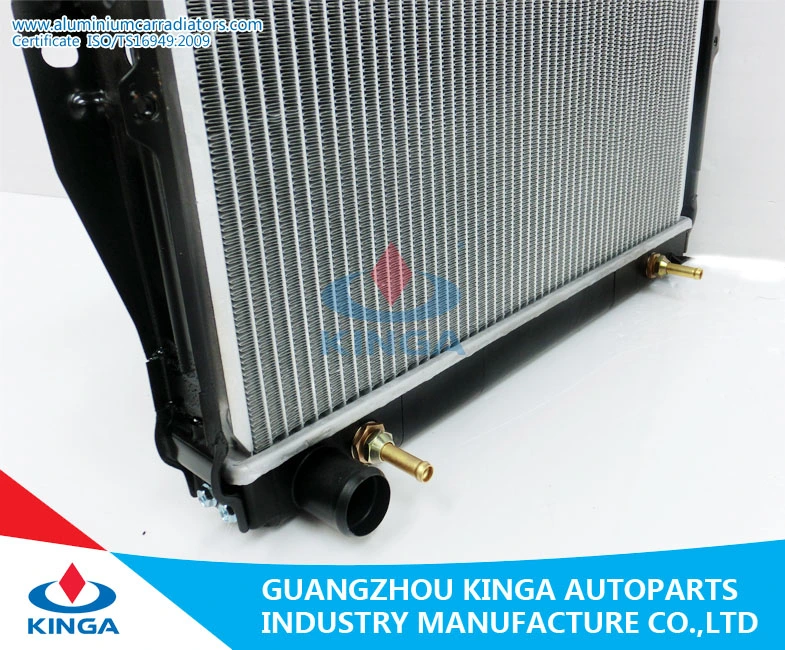 Aluminum Plastic Auto Radiator for Toyota Ln65/Rn8#/Rn13#&prime; 88-99