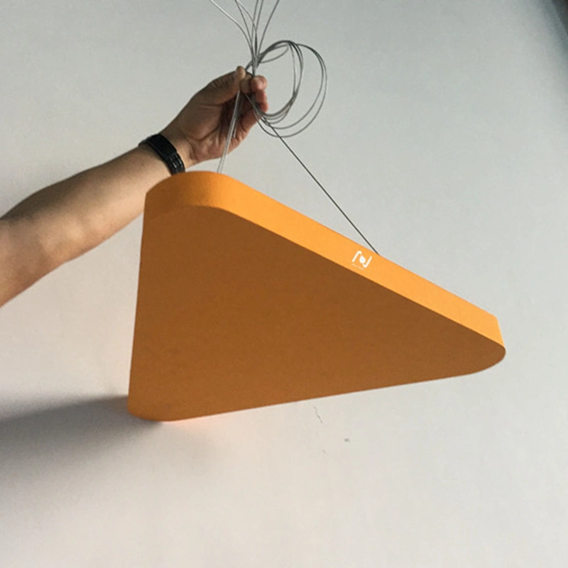 Forma triangular Acoustic pendente para teto, defletor de som, fixações absorventes