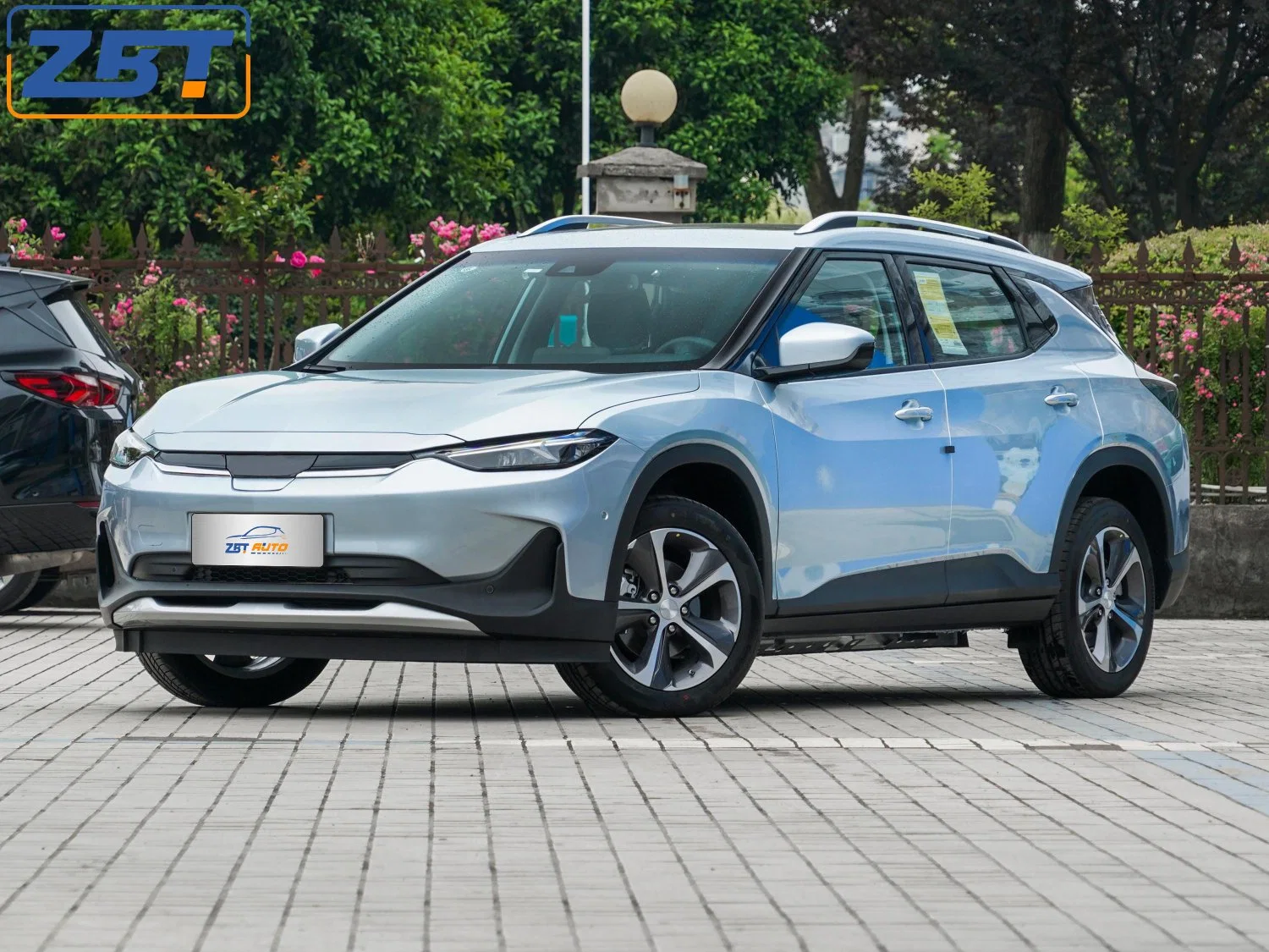 Menlo Green EV Nedc 410km 518km Long Range 4X2 2WD Fwd Compact SUV Pure Electric Motor Auto Used Car with Fast DC Charge