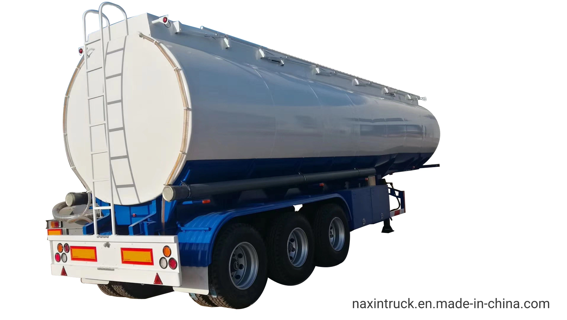 32m3 Carbon Steel 2/3 Axle Fuel/Oil/Gasoline/Diesel Tanker