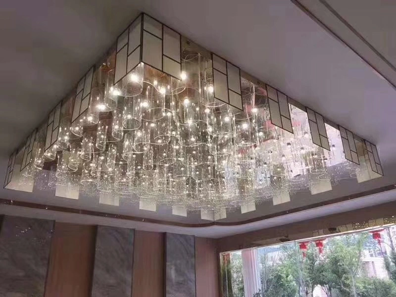 Индивидуальный большой дизайн Белый цветной потолочный светодиодный проект гостиницы Потолочный светильник с отделкой Crystal Iron Chrome для холла