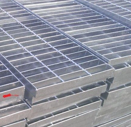 High Strength Safety Fireproof Stair Tread Welded Steel Grating