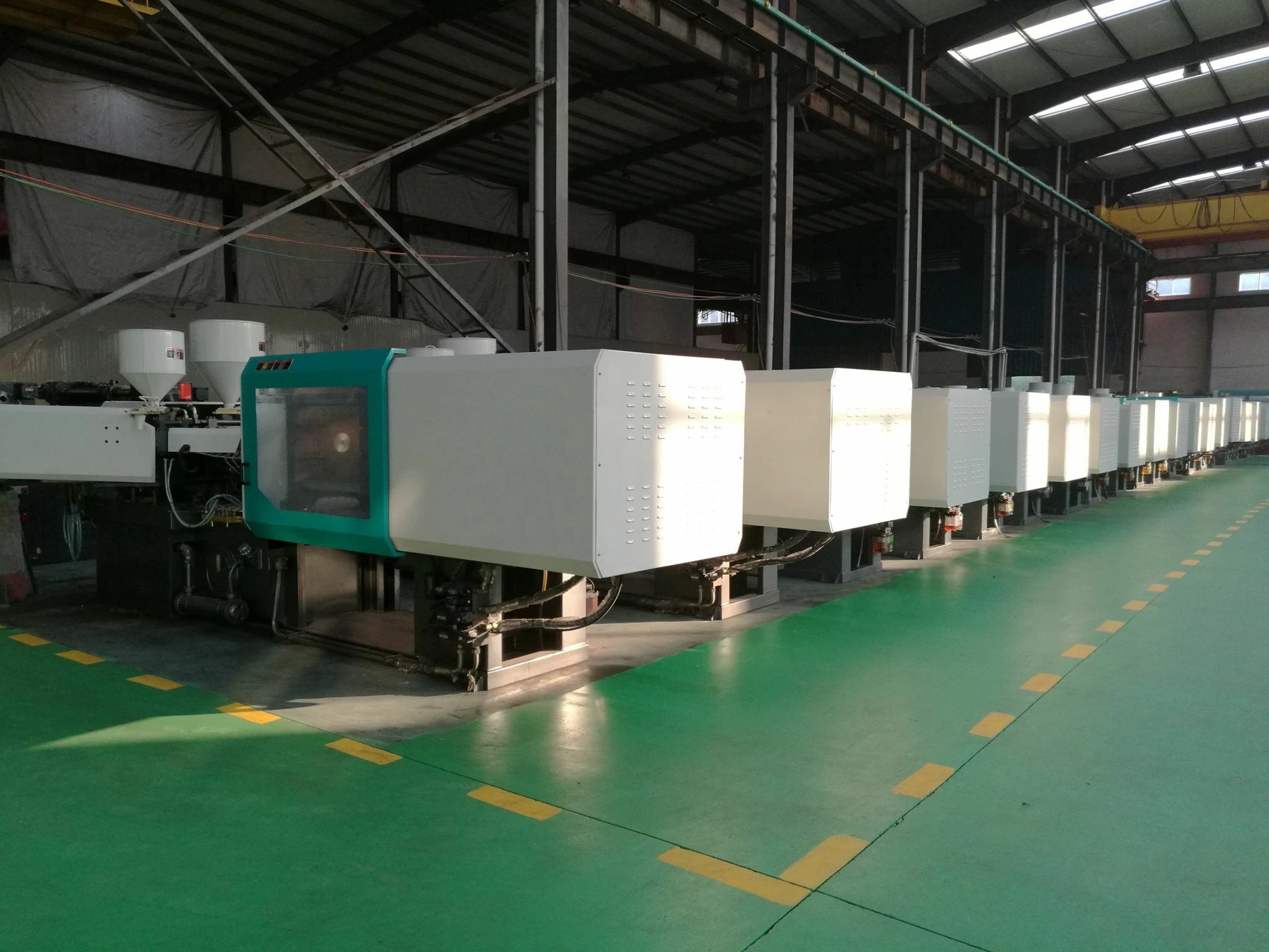 Plastic Traffic Barrier Injection Molding Machine Manufacturers Plastic Traffic Fence Barrier for Sale Production Line in China