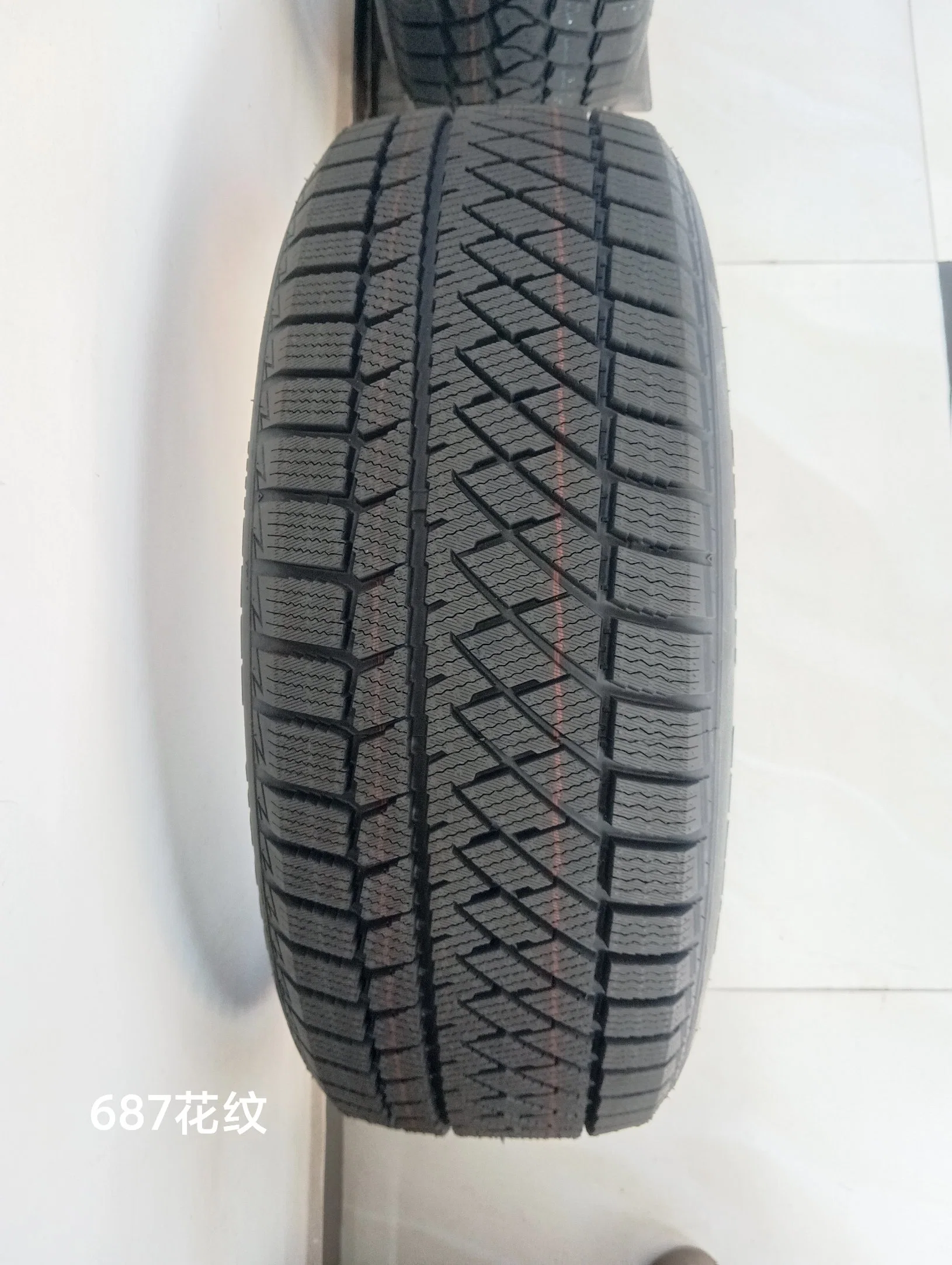 Habilead Kapsen Durun Kingboss Road Boss Compasal Aplus Mileking Brand Mk677 with Gcc DOT ECE Certified 235/45r18 Winter Snow Car Tires Studded Car Tyres