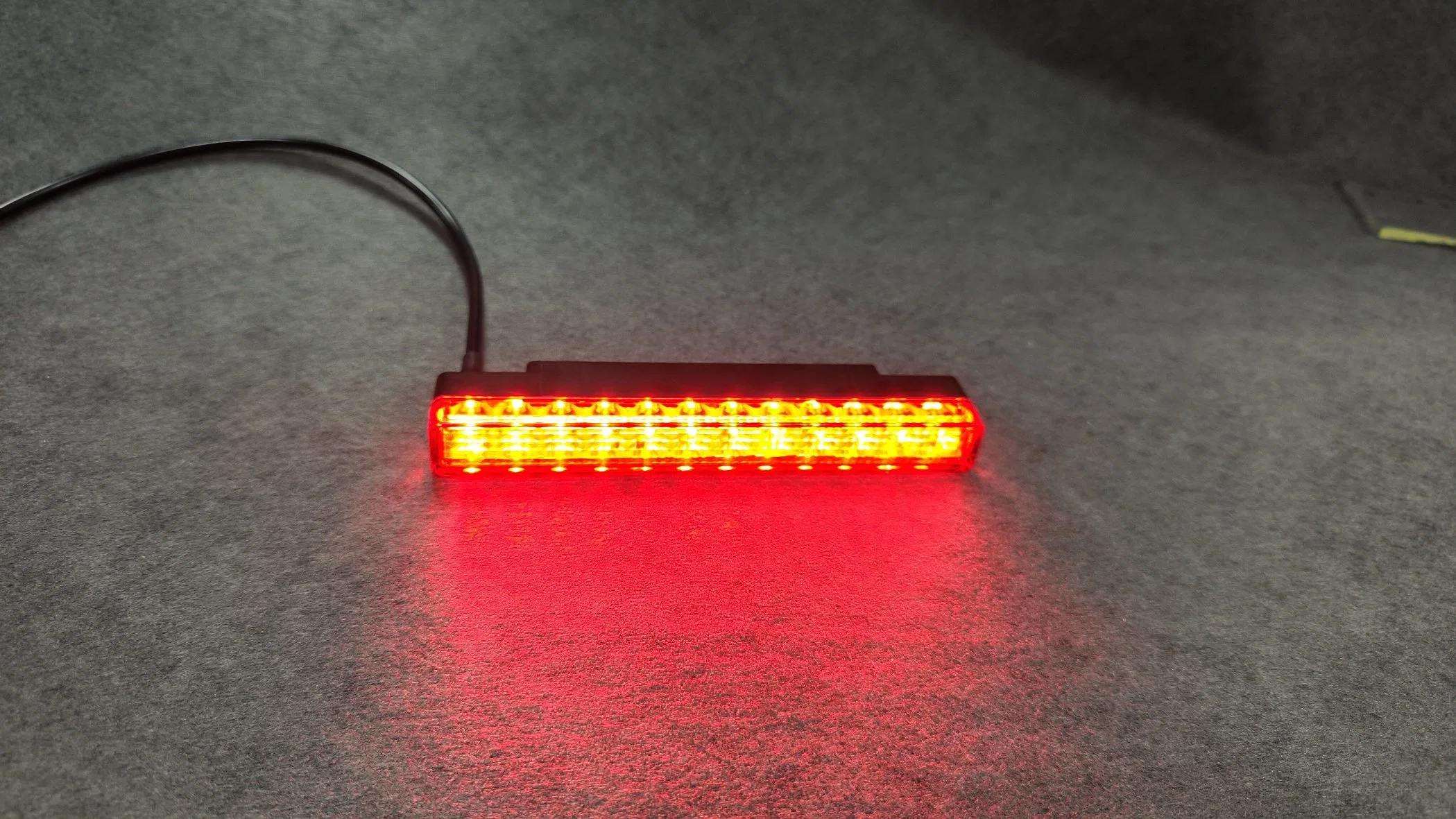 Rectangular LED Tail Light Rear Position Lamp for Motorcycle Scooter of Lz118