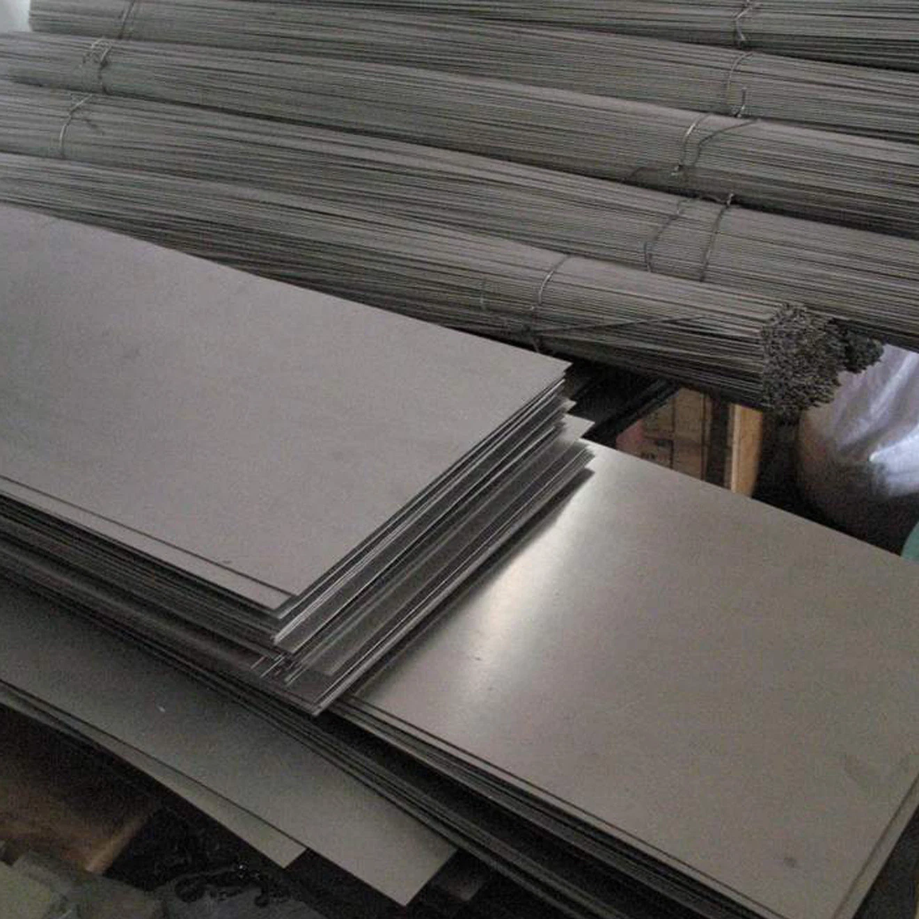 Plate Sheet Price Ss400 Steel Hot Rolled 3mm 4mm 5mm 6mm 8mm Thickness Carbon Steel Container Plate Wear Resistant Steel