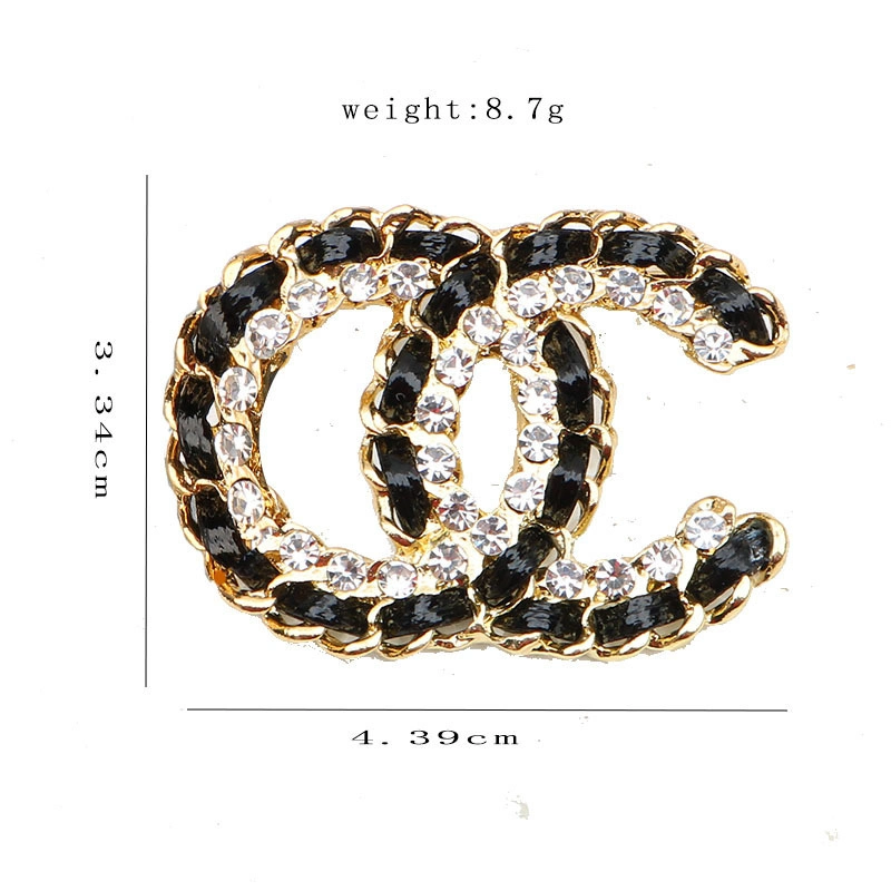 Designer Charms Factory Wholesale Fashion Pin Brooch Ladies Luxury Round Rhinestone Letter Brooch