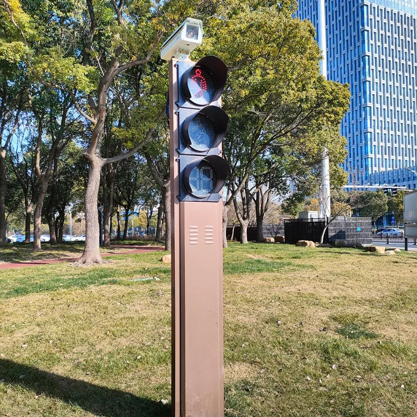 Cruce peatonal de la señal de tráfico de acero de la cámara Solar Smart Iluminación Verde Rojo dos ojos de la luz de la cuenta atrás