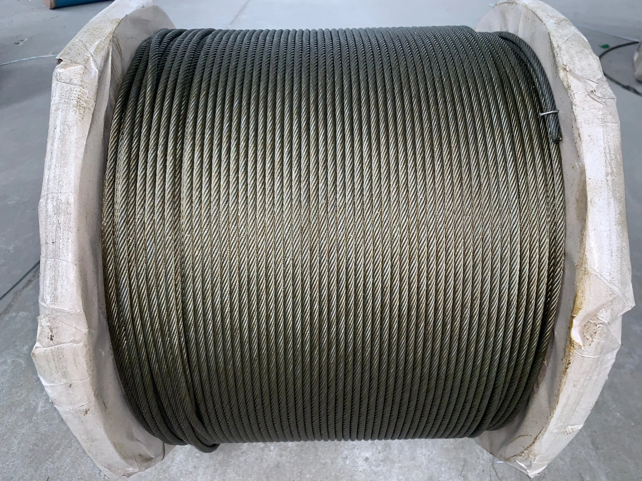 Ungalvanized 8X19+FC Steel Wire Rope Oiled Yellow Grease 8*19+Iwrc