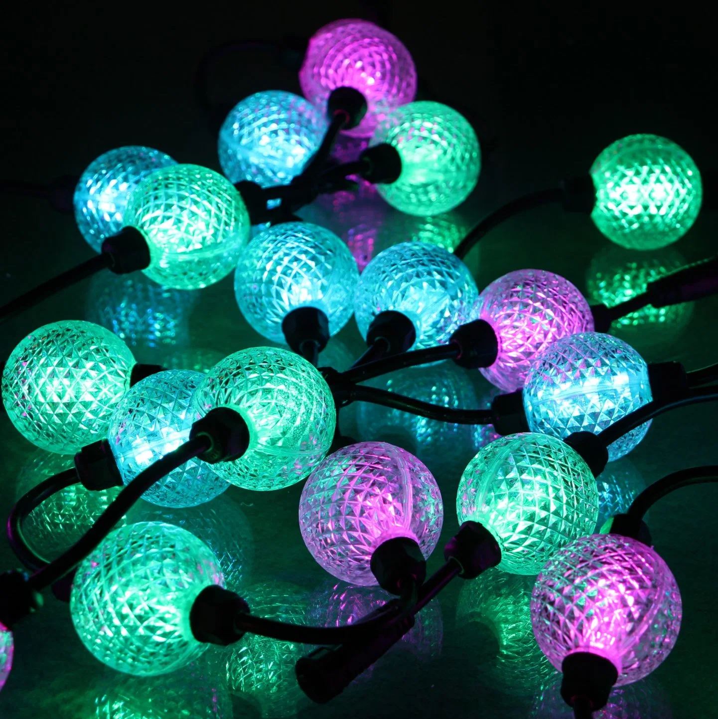 Factory Wholesale/Supplier Festival LED Stage RGB Pixel Ball Light