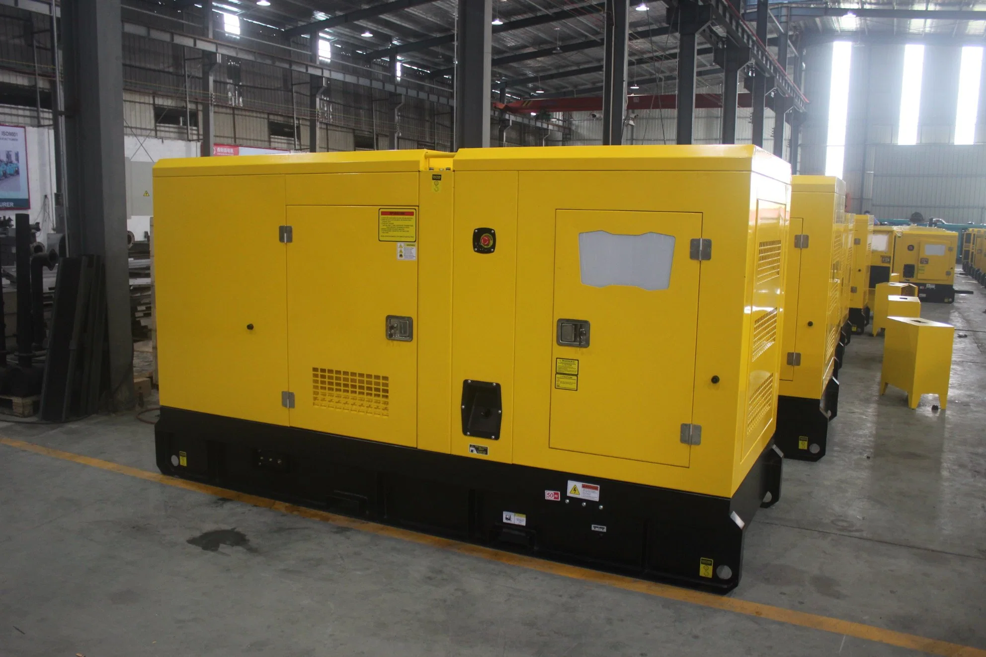 100kw/125kVA Diesel Generator with Cummins Engine Soundproof Low Noise Smartgen Controller for Factory Use