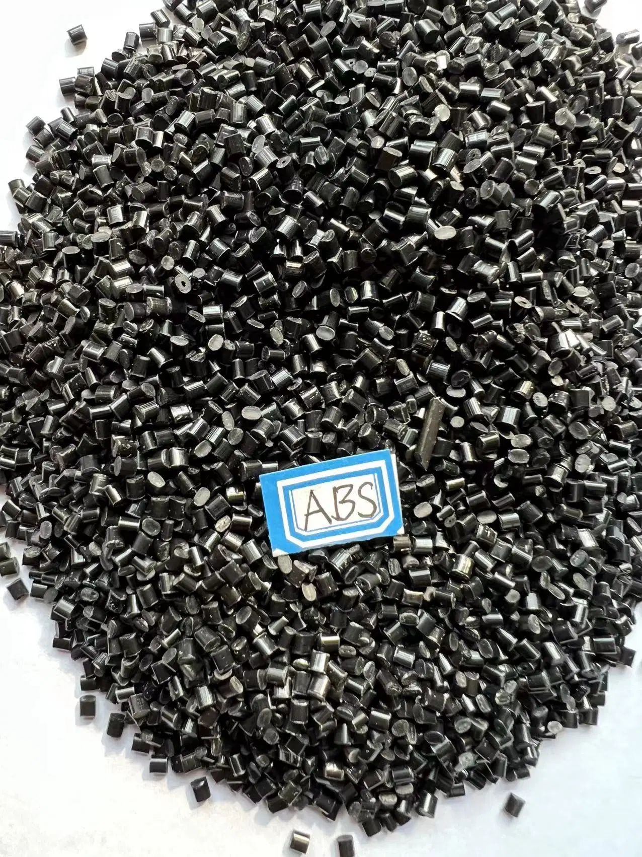 Granulado ABS negro virgen y reciclado, materia prima plástica ABS
