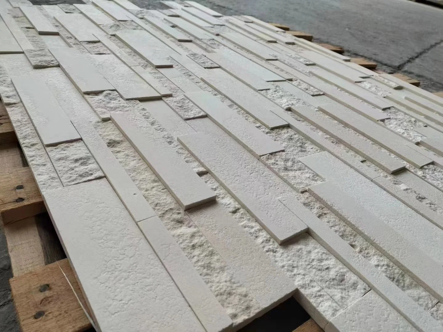 Manufacturer Beige Culture Slate/Cultural Stone for Building Material Wall Tile Home Decoration