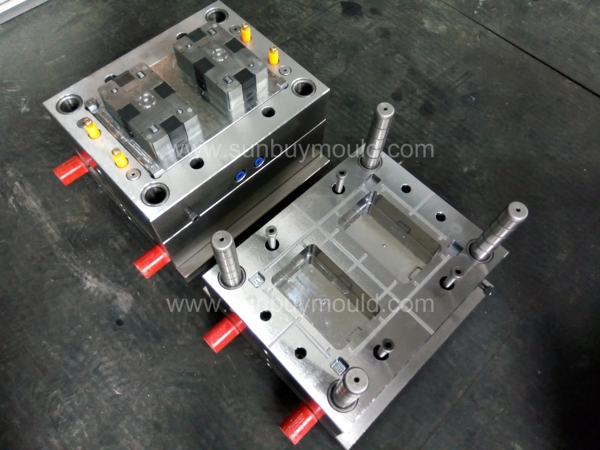 2023 Customized Design Wire Box Plastic Injection Mould