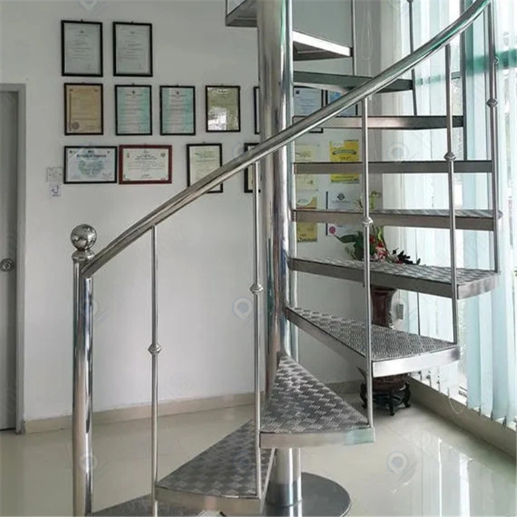 Decorative Spiral Staircase with Tempered Glass Handrail