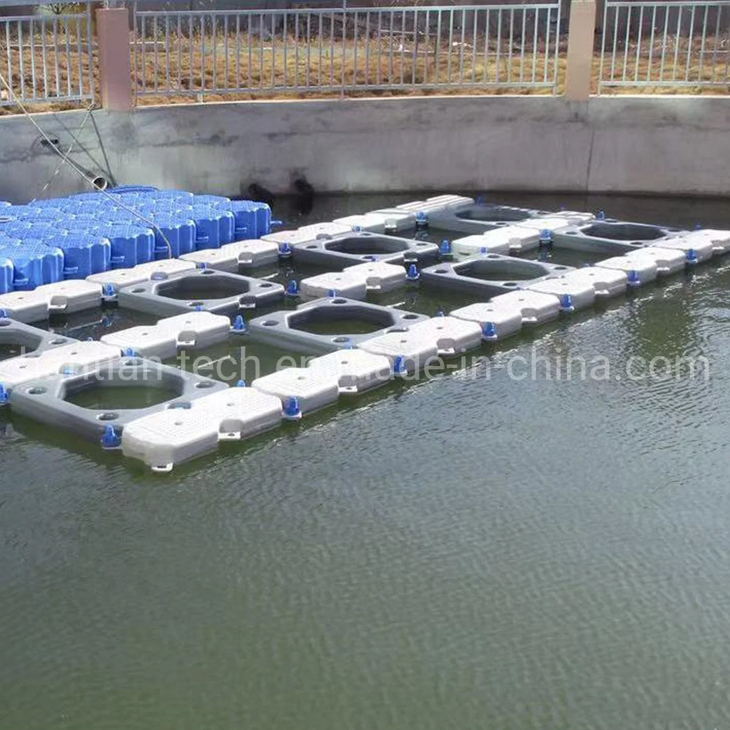 Solar Panel Mounting Floating System Water Photovoltaic Power Station Water Mounting Energy Solar System