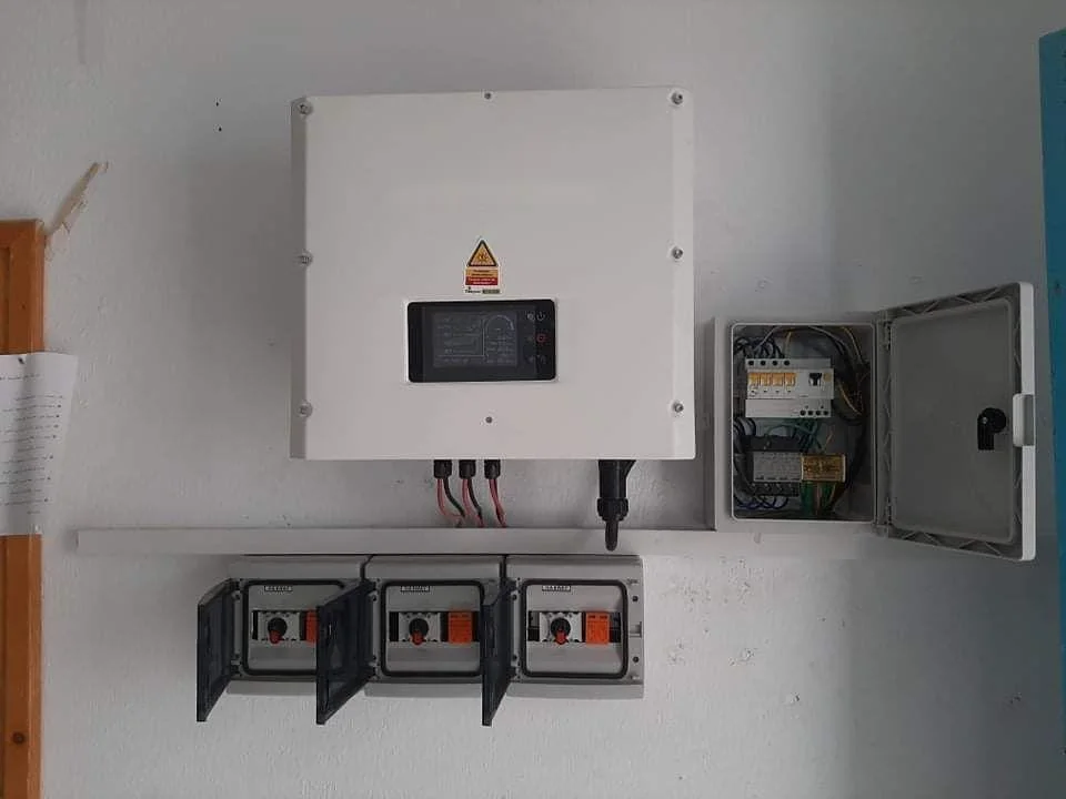 on Grid Solar Inverter 17kw 20kw 25kw 3 Phase Hybrid Inverter Solar Power System with LCD Display