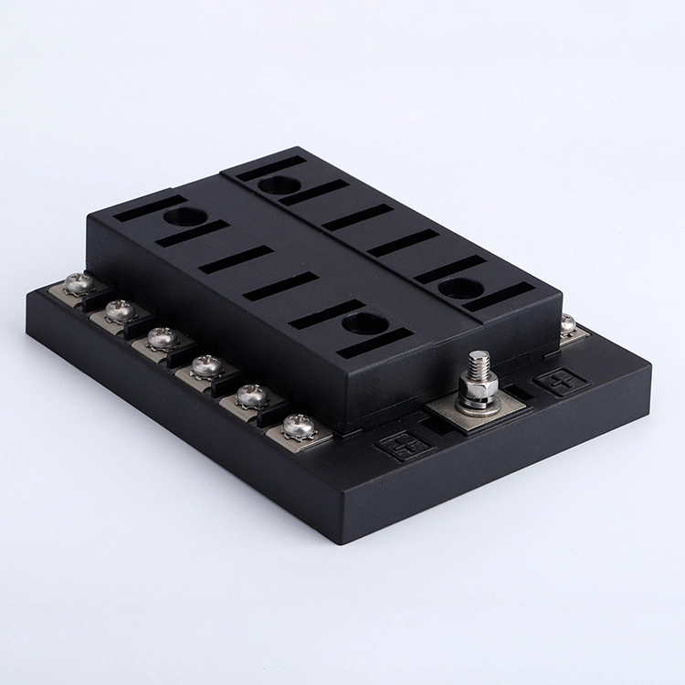 China Good Quality Waterproof Car Boat Bus Universal 12 Way 12V DC Fuse Holder Automotive Fuse Box with LED Indicator