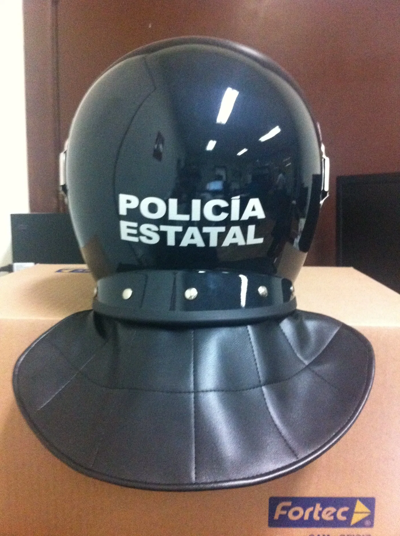 Mexican-Style Police Anti Riot Helmet with Aluminium Mesh Protector Over The Visor